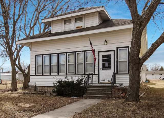 Property at 128 Lulu Ave #1, Almena, WI 54805, 3 beds, 3 baths