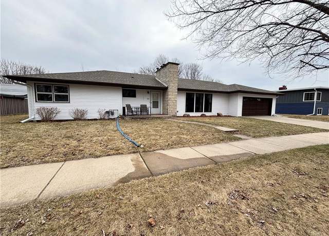 Property at 315 Hilltop Dr, Rice Lake, WI 54868, 5 beds, 2.5 baths