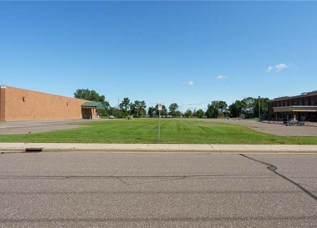 Property at 1104 W Clairemont Ave, Eau Claire, WI 54701