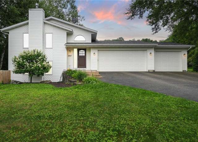 Property at 3713 Kingswood Ct, Eau Claire, WI 54701, 4 beds, 3 baths