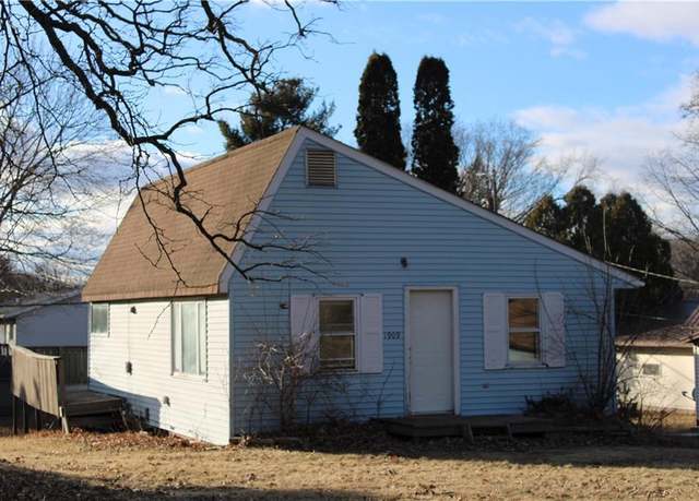 Property at 1909 W Second, Menomonie, WI 54751, 2 beds, 1 bath