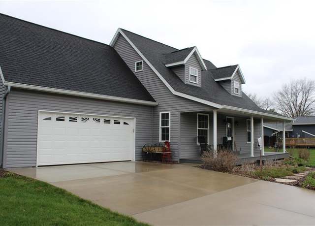 Property at 14019 2nd St, Osseo, WI 54758, 3 beds, 2 baths