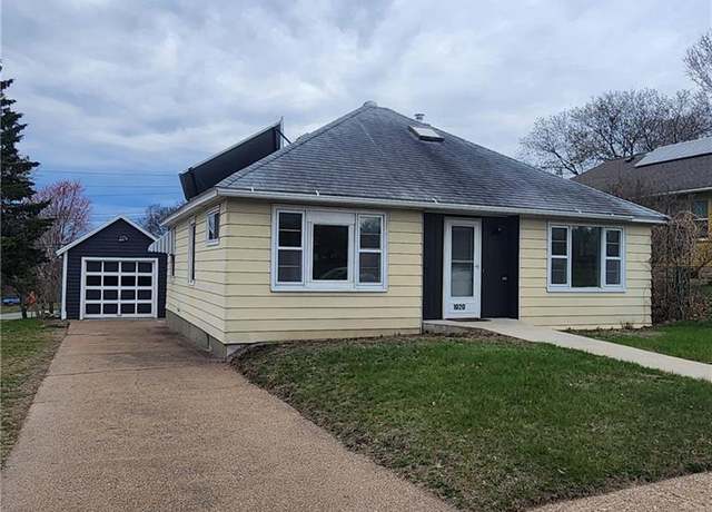 Property at 1020 Dodge St, Eau Claire, WI 54701, 2 beds, 1 bath