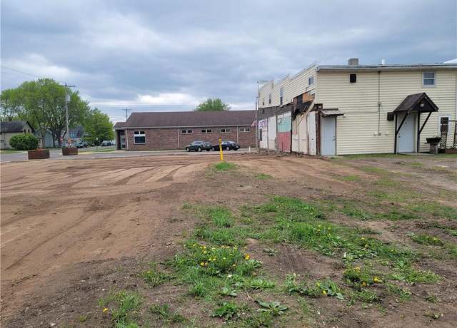 Property at 106 Knapp St, Chetek, WI 54728