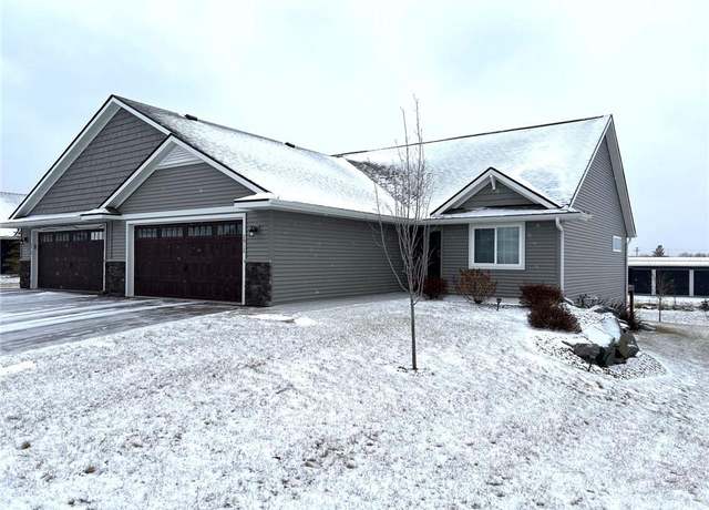 Property at 2912 Camelot Cir, Rice Lake, WI 54868, 3 beds, 3 baths