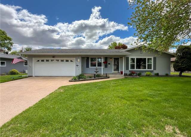 Property at 709 E Fillmore Ave, Eau Claire, WI 54701, 3 beds, 1.5 baths