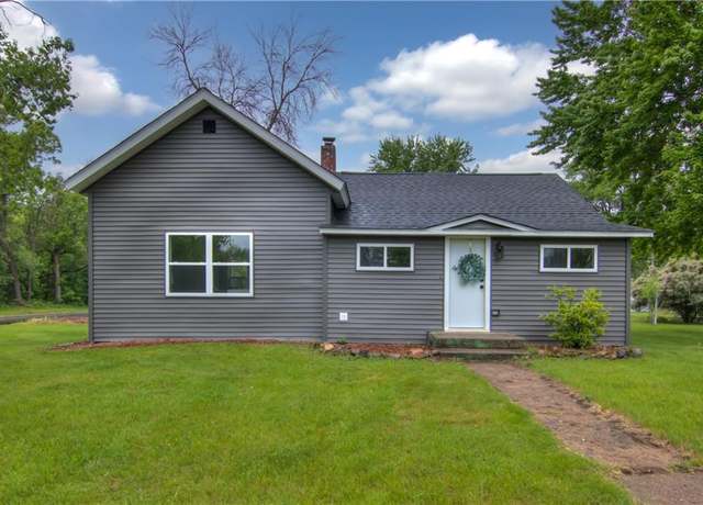Property at 324 Cobban St, Chippewa Falls, WI 54729, 3 beds, 1 bath