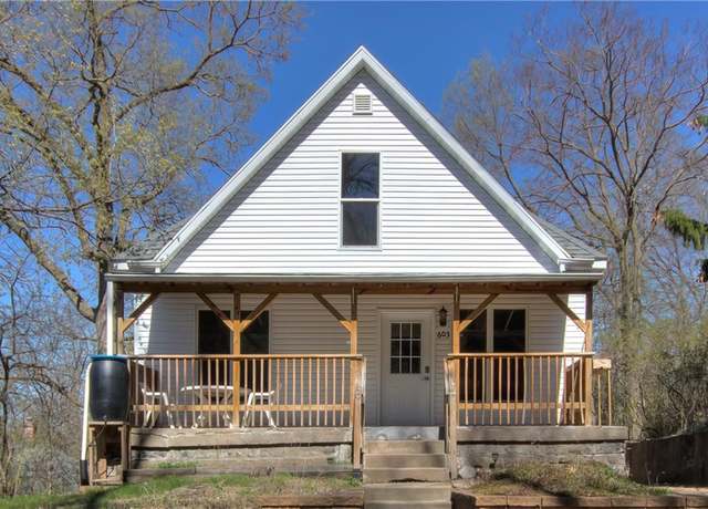 Property at 603 Dodge St, Eau Claire, WI 54701, 3 beds, 2.5 baths