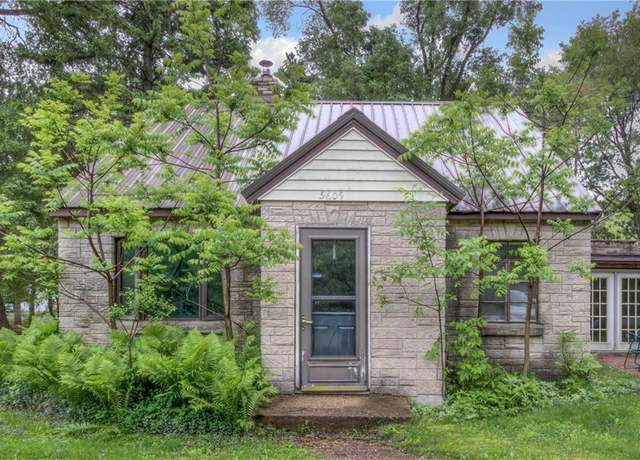Property at 2561 86th St, Eau Claire, WI 54703, 3 beds, 1 bath