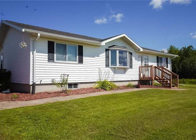 Property at 17272 130th Ave, Chippewa Falls, WI 54729, 4 beds, 2.5 baths