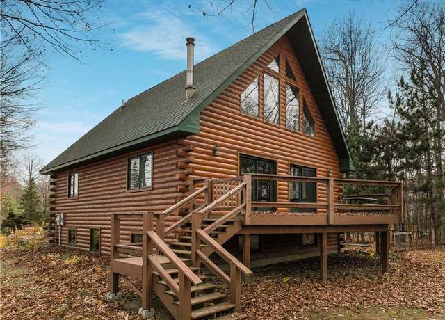 Property at 14665 W Buckeye Ln, Stone Lake, WI 54876, 3 beds, 2.5 baths