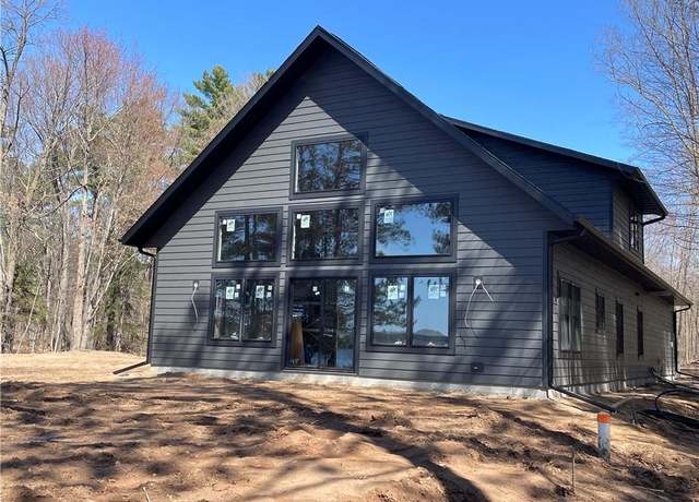 Property at 6069 Elsie Rd, Stone Lake, WI 54876, 3 beds, 2.5 baths