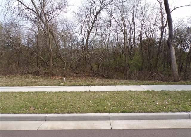 Property at 1603 Red Pine Ct, Eau Claire, WI 54701