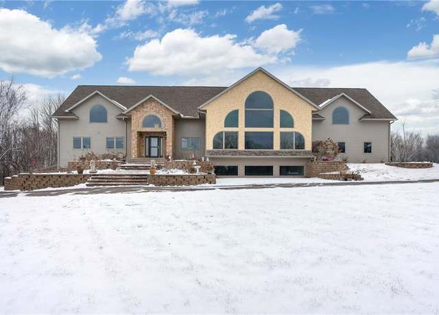 Property at 2915 50th Ave, Chippewa Falls, WI 54729, 6 beds, 4.5 baths