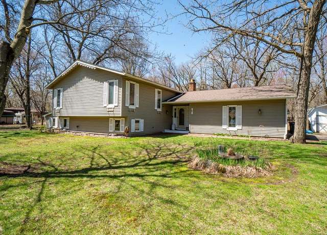 Property at 1961 42nd Ave, Elk Mound, WI 54739, 4 beds, 2.5 baths