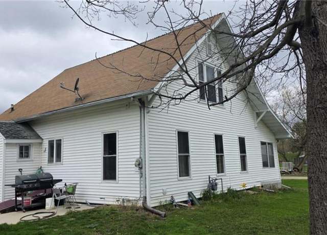 Property at 304 Glen St, Kendall, WI 54638, 3 beds, 2 baths