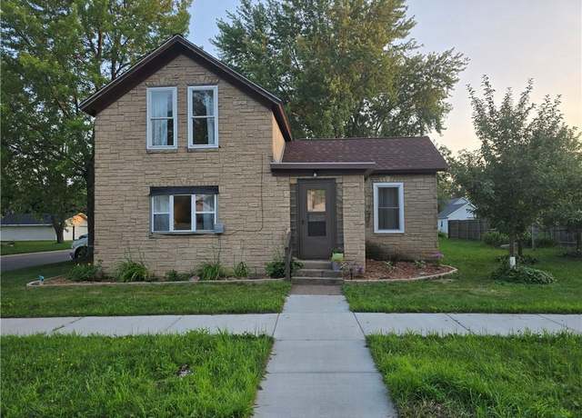 Property at 2 Culver St, Chippewa Falls, WI 54729, 2 beds, 1 bath