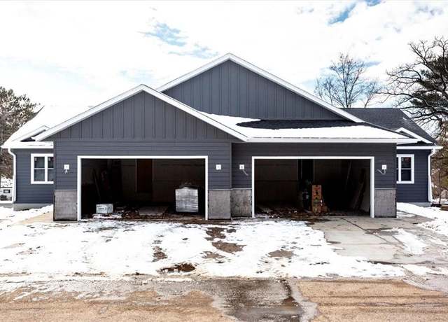 Property at 868 17th St, Menomonie, WI 54751, 2 beds, 2 baths