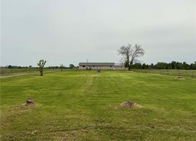 Property at 22142 100th Ave, Cadott, WI 54727, 3 beds, 2 baths