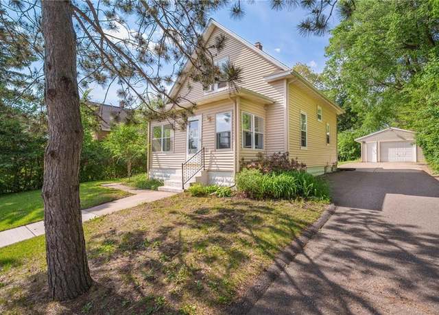 Property at 1528 Bellevue Ave, Eau Claire, WI 54703, 3 beds, 1.5 baths