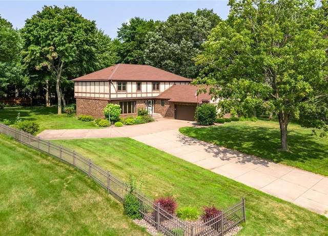 Property at 614 Westwood Dr, Chippewa Falls, WI 54729, 4 beds, 3 baths