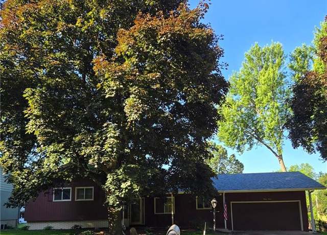 Property at 1637 Skeels Ave, Eau Claire, WI 54701, 3 beds, 3 baths