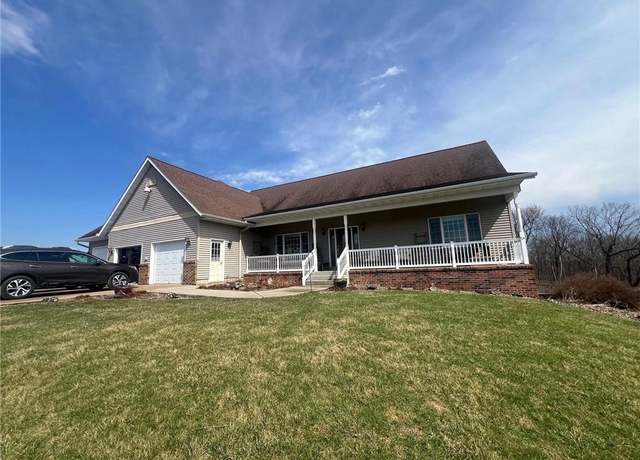 Property at 20321 Hoff Ln, Arcadia, WI 54612, 3 beds, 3 baths