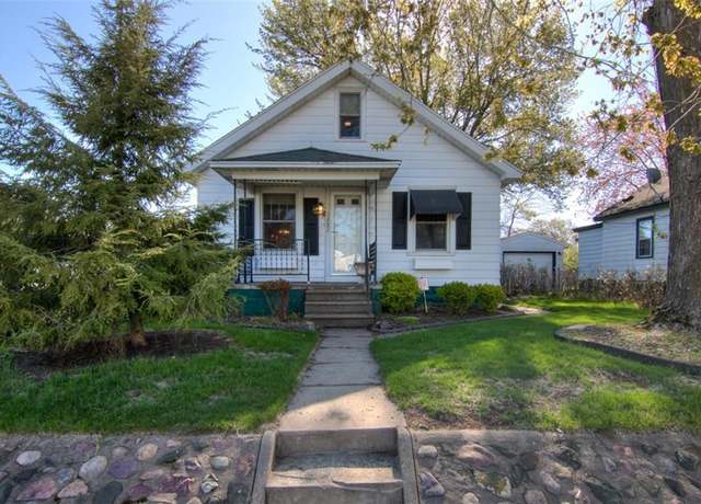 Property at 1227 Barron St, Eau Claire, WI 54703, 2 beds, 2 baths
