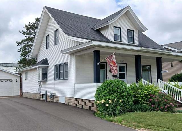Property at 1532 12th Ave, Bloomer, WI 54724, 4 beds, 1.5 baths
