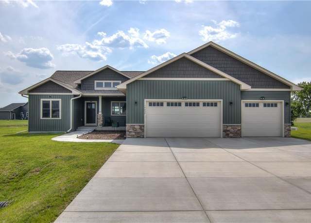 Property at 14059 142nd Ct, Chippewa Falls, WI 54729, 5 beds, 3 baths