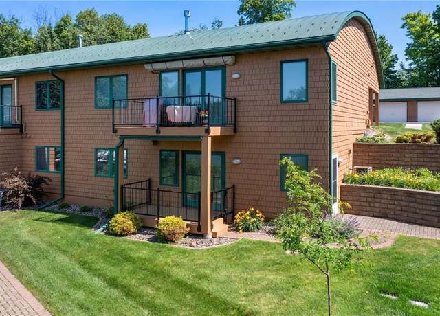 Property at 1973 Superior Ave #5, Cumberland, WI 54829, 2 beds, 1.5 baths
