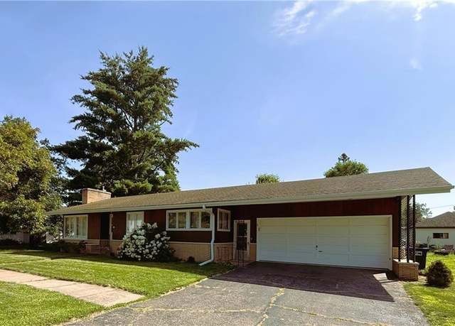 Property at 616 3rd St, Bruce, WI 54819, 2 beds, 1.5 baths