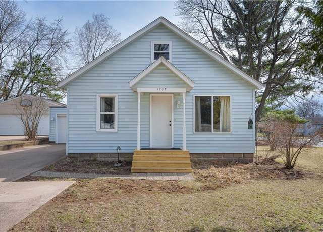 Property at 1207 Eddy Ln, Eau Claire, WI 54703, 3 beds, 1 bath