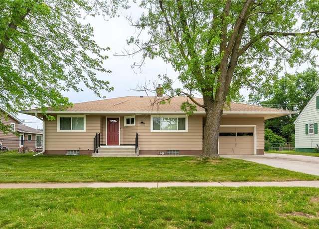 Property at 2336 Hayden Ave, Altoona, WI 54720, 2 beds, 1.5 baths