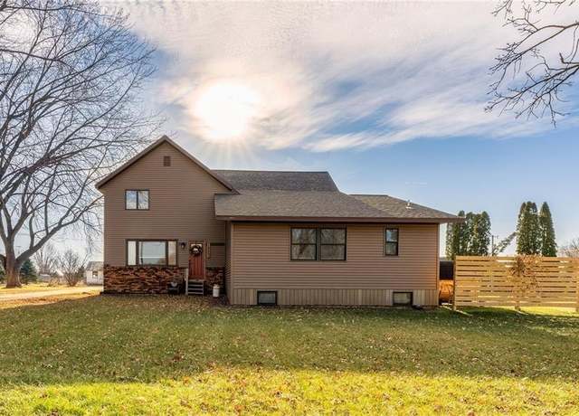 Property at 16261 105th Ave, Chippewa Falls, WI 54729, 4 beds, 2 baths