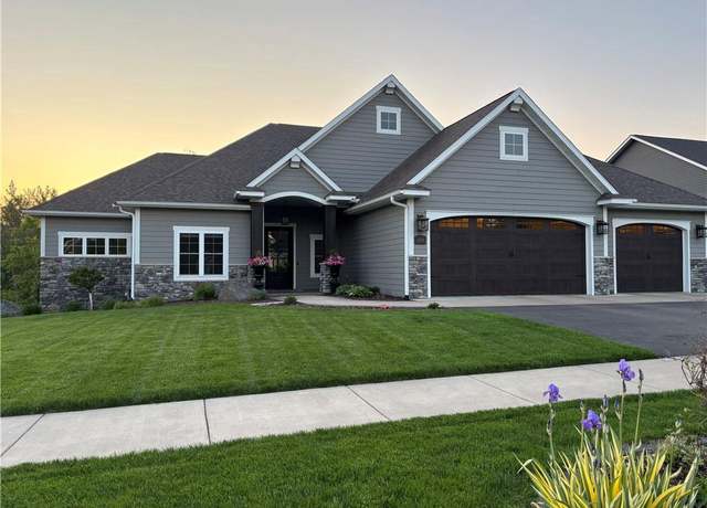 Property at 4739 S Oakwood Hills Pkwy, Eau Claire, WI 54701, 4 beds, 3 baths