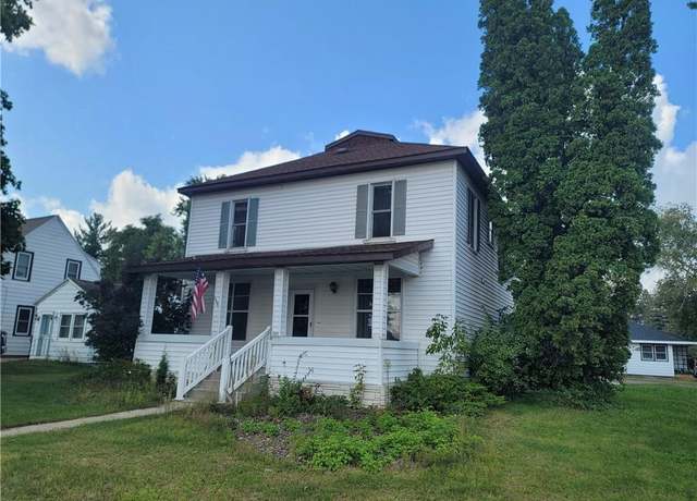 Property at 323 2nd St, Chetek, WI 54728, 5 beds, 2 baths