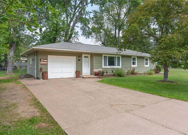 Property at 1516 Mitscher Ave, Eau Claire, WI 54701, 3 beds, 2 baths