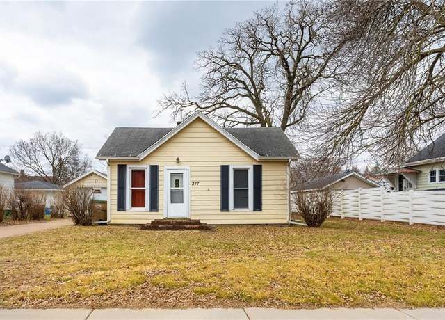 Property at 217 W Elm St, Chippewa Falls, WI 54729, 2 beds, 1 bath