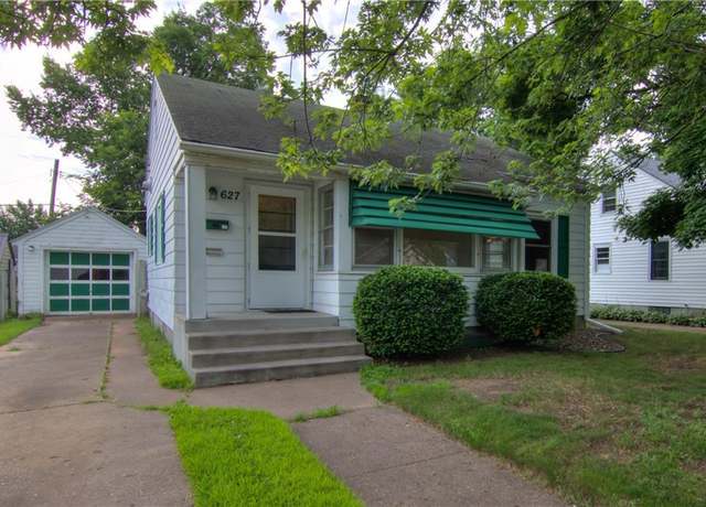 Property at 627 Starr Ave, Eau Claire, WI 54703, 2 beds, 1.5 baths