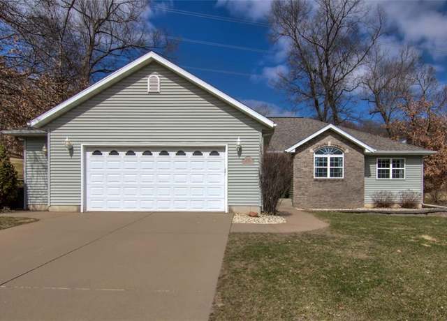 Property at 2243 Jingle Ct, Eau Claire, WI 54703, 3 beds, 3 baths