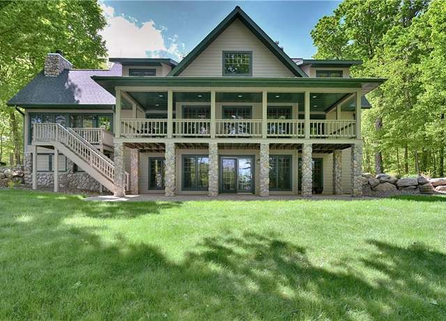 Property at 2772B 25th Ave, Rice Lake, WI 54868, 5 beds, 3.5 baths