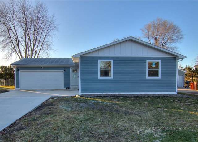 Property at 1917 Arlene Pl, Eau Claire, WI 54703, 3 beds, 2 baths