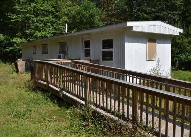 Property at 7730 Highland Ave, Hayward, WI 54843, 2 beds, 1 bath