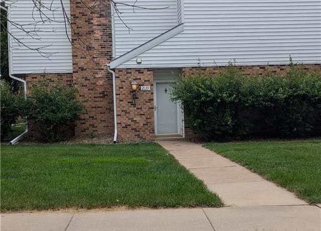 Property at 2139 Providence Ct Unit B4, Eau Claire, WI 54703, 3 beds, 2.5 baths