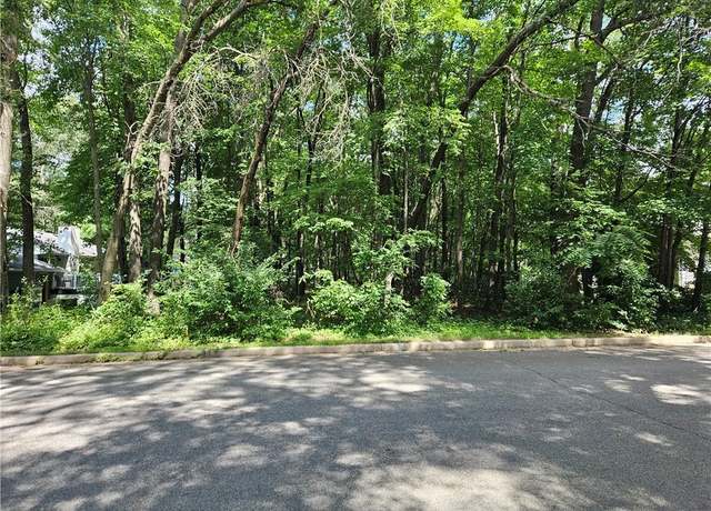 Property at 3650 Oak Hill Pl, Eau Claire, WI 54703