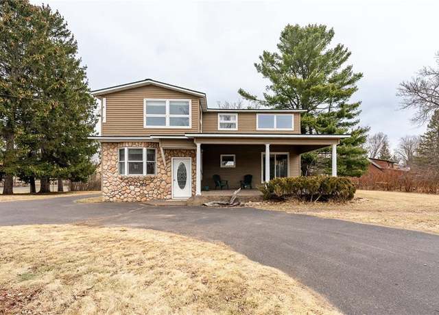 Property at 230 S Summit St, Spooner, WI 54801, 3 beds, 2 baths
