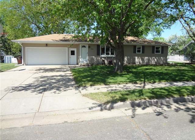Property at 3412 Jill Ave, Eau Claire, WI 54701, 4 beds, 2.5 baths