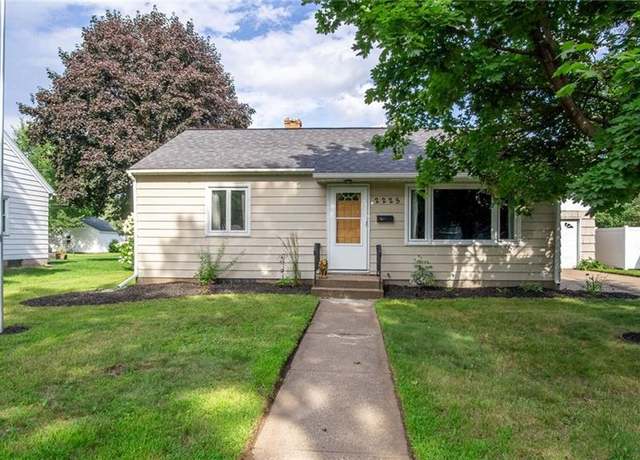 Property at 2225 Roy St, Eau Claire, WI 54701, 2 beds, 1.5 baths