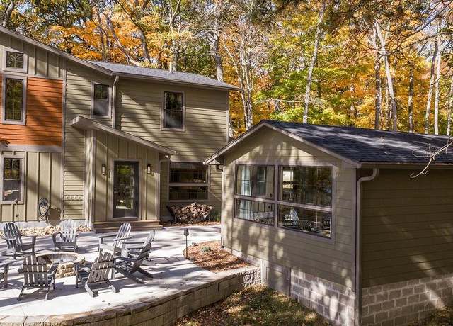 Property at 15616 W Victory Heights Cir, Stone Lake, WI 54876, 4 beds, 2.5 baths